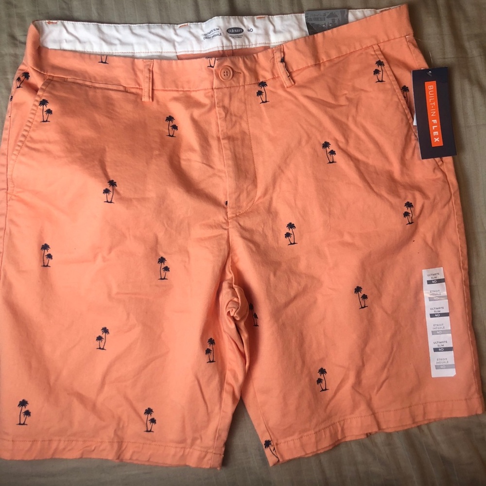 LOOSE FIT PREP SHORTS
